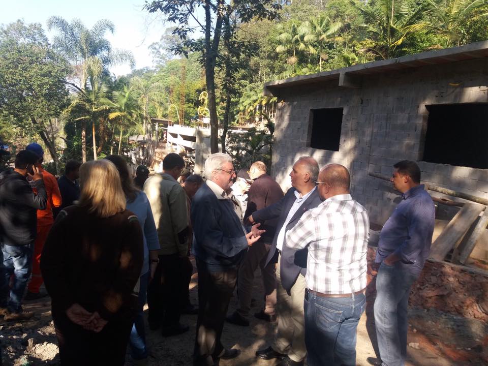 19247838_688536528001197_5314703537219000797_n