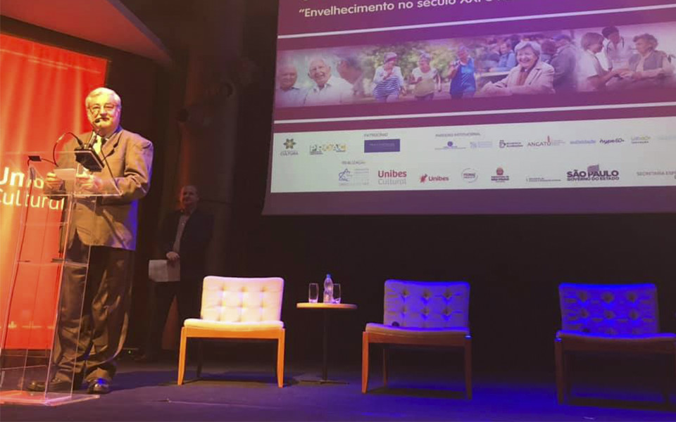 Seminário discute o envelhecimento e os desafios no século XXI